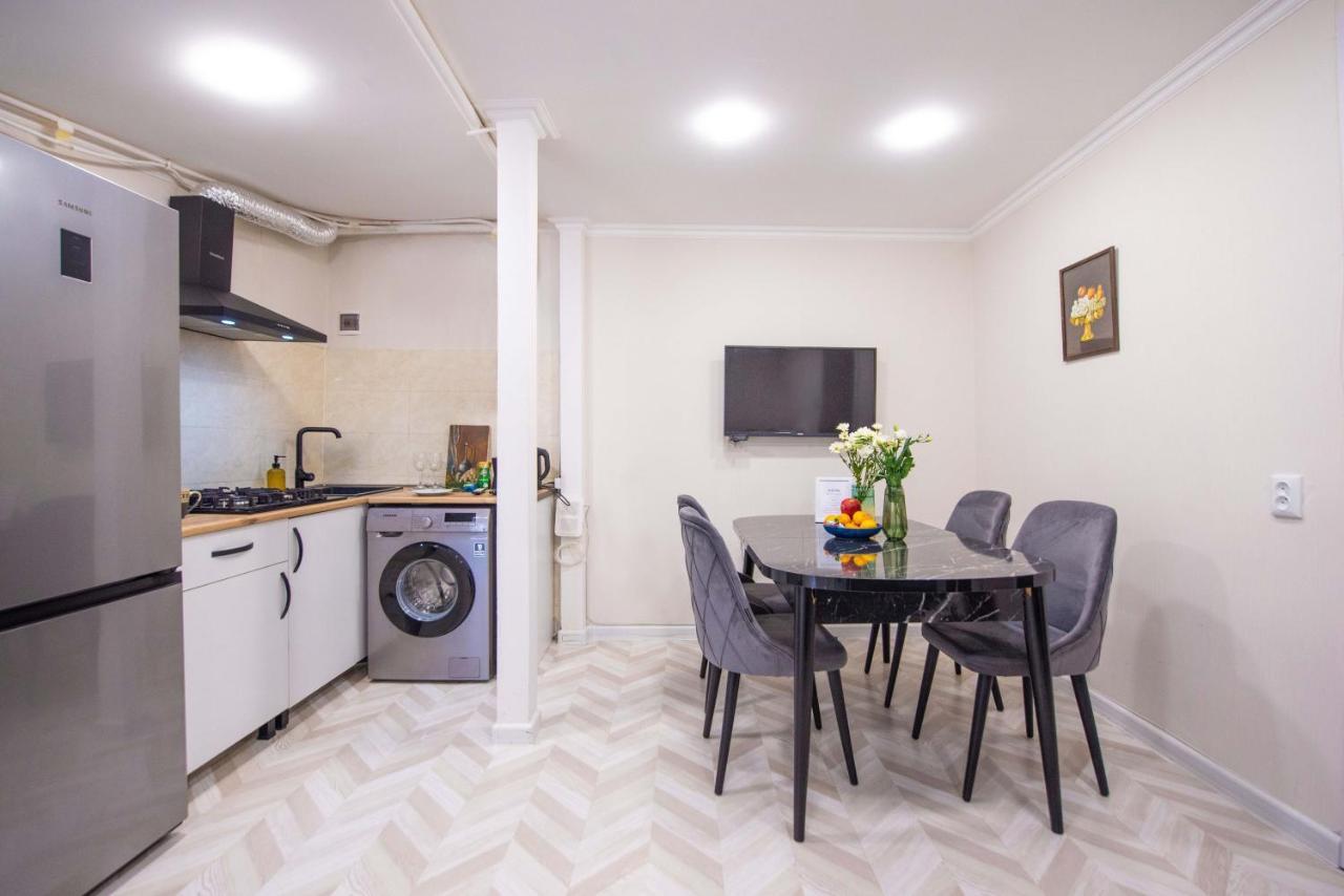 Old Town-Booking Apartment Tbilisi Exteriér fotografie